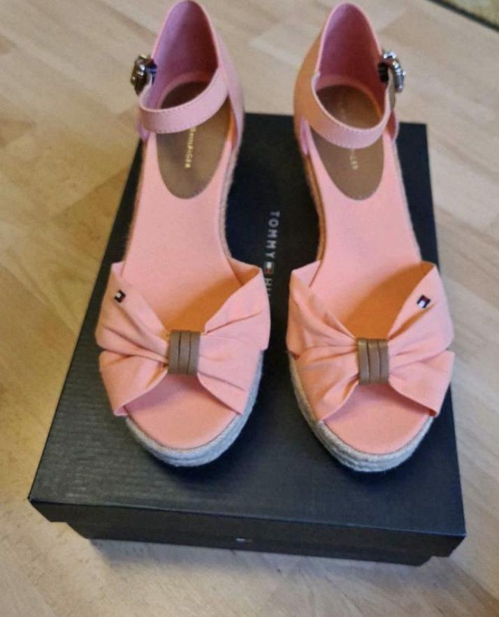 Sandals-Tommy Hilfiger-wedge